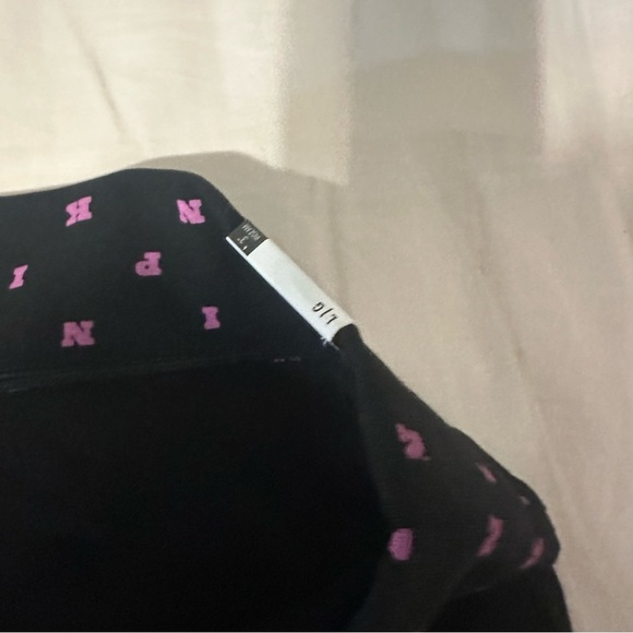 Y2K PINK Victoria Secret YOGA SHORTIE SHORTS - Picture 2 of 3